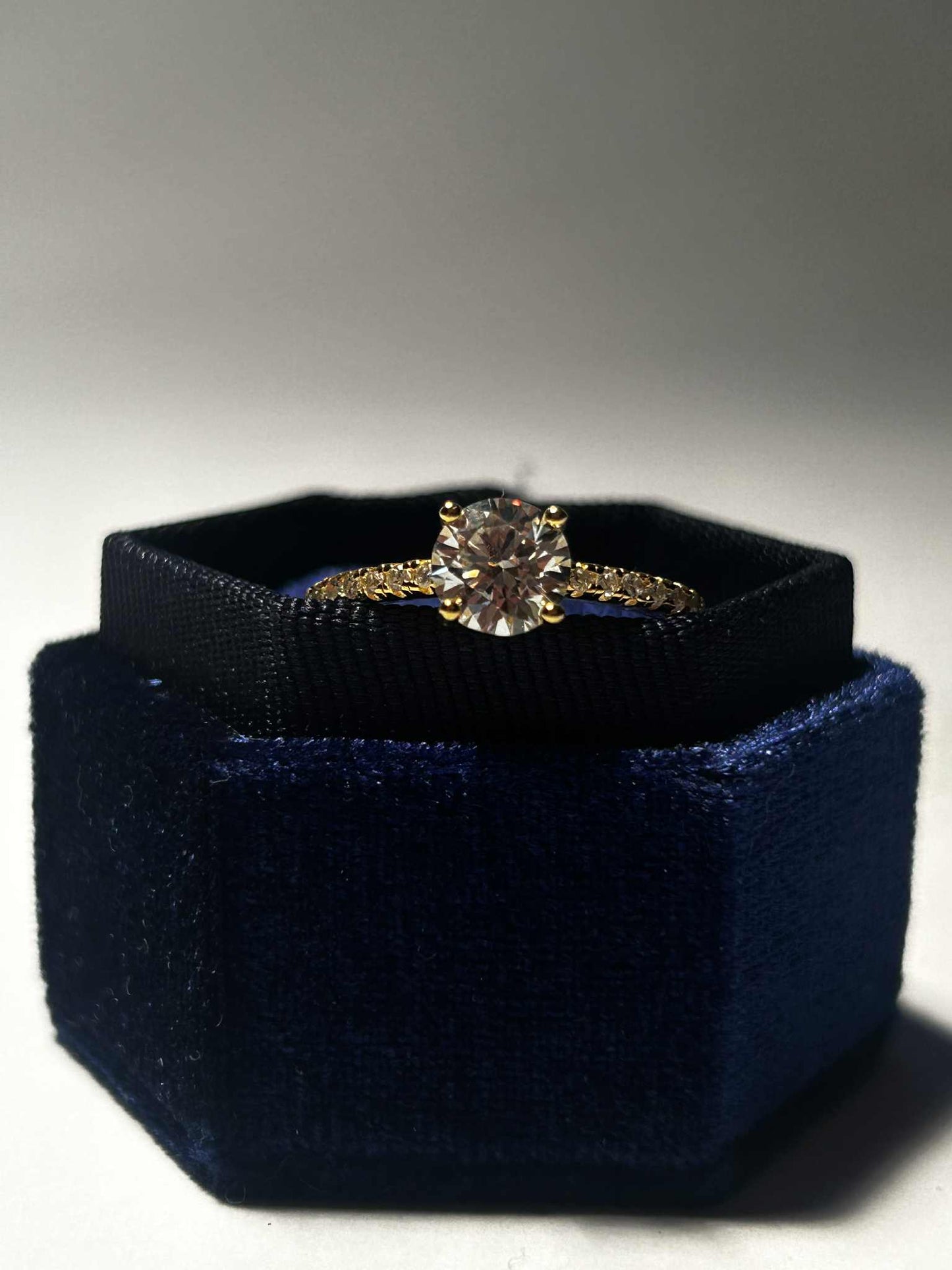 Pierścionek Wieczności – 2 ct Moissanit / srebro 925 / VVS