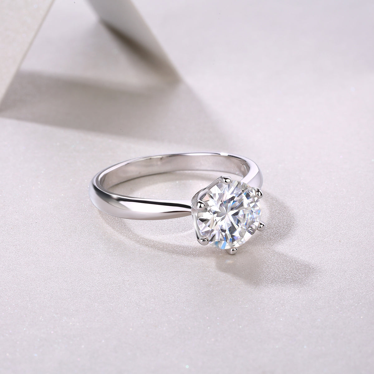 Eternal Glow – Exclusive 1 ct Moissanite Ring