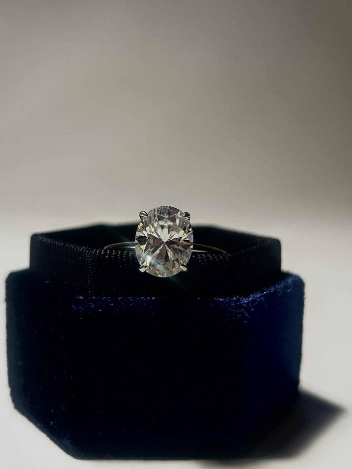 Pierścionek Nova - 3 karaty