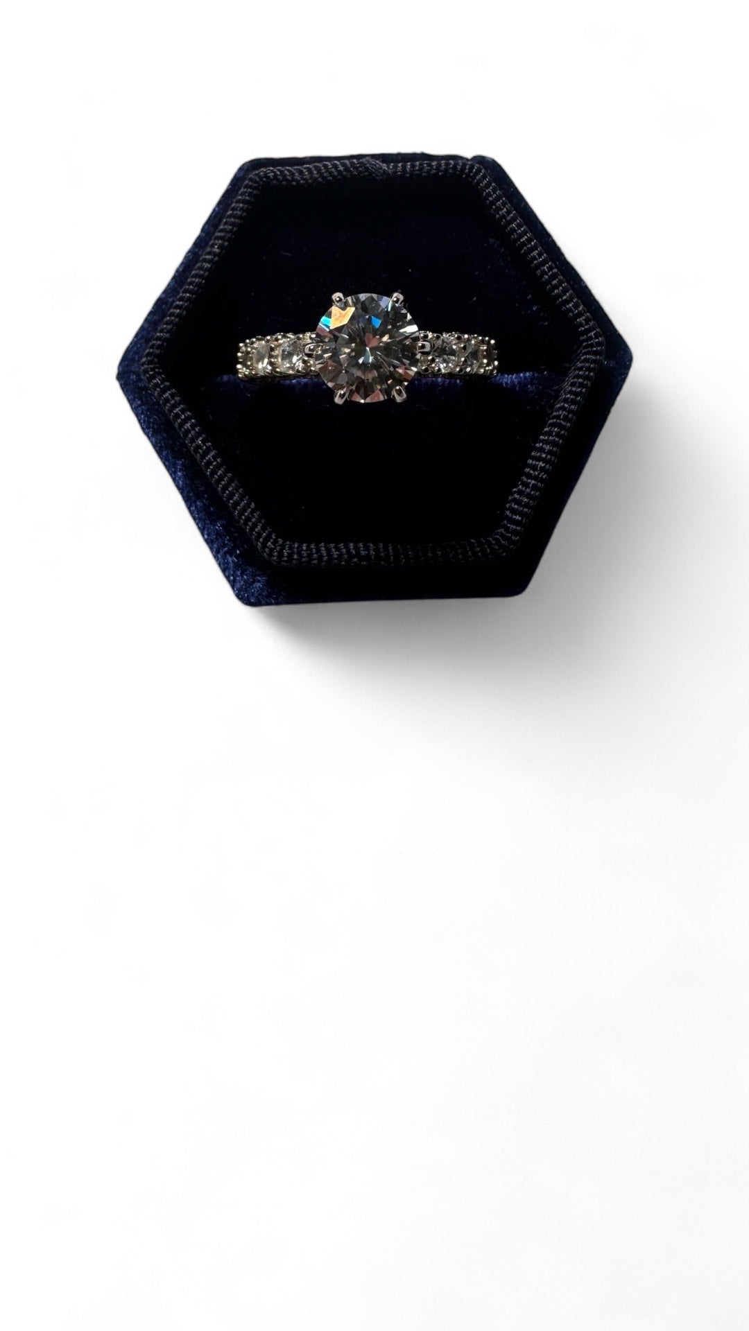 Pierścionek Gwiazda Szafiru – srebro 925 / moissanit i szafir