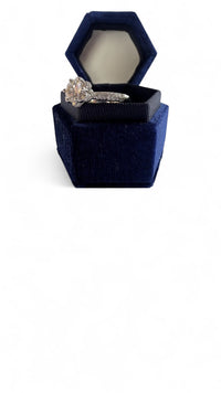 Pierścionek Astra - 2 karaty