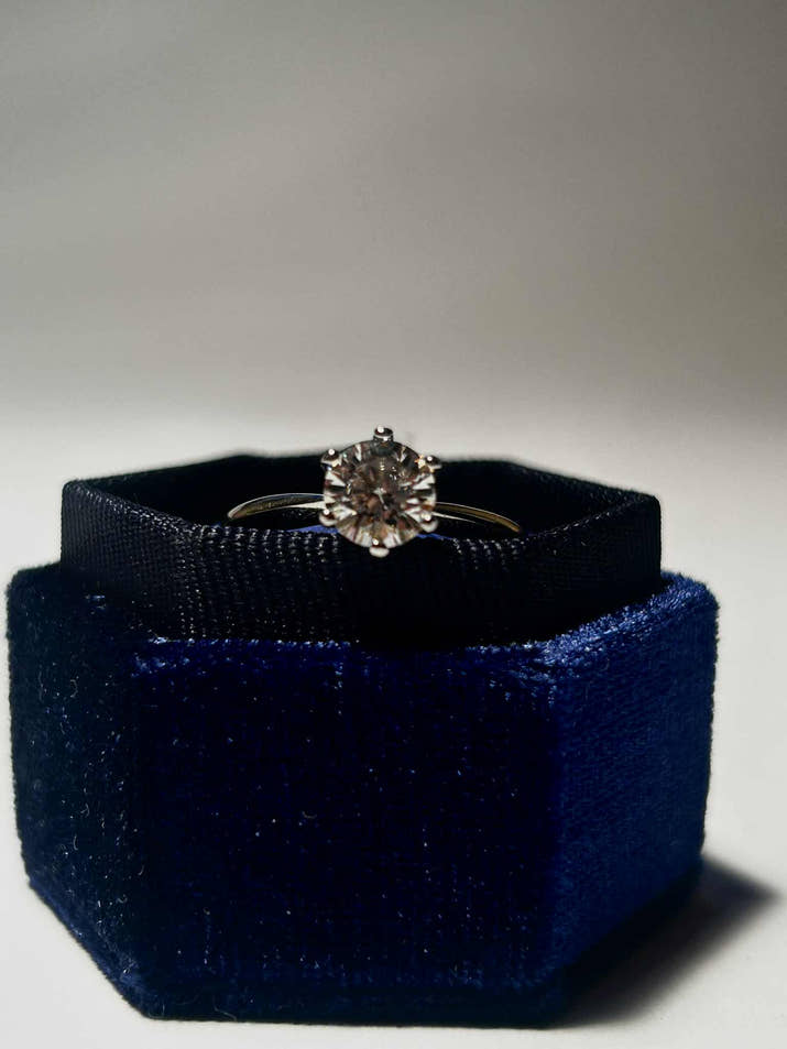 Pierścionek Aria - 1 karat