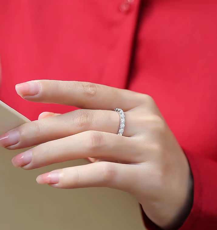 Solitaire Moissanite Ring in 925 Sterling Silver