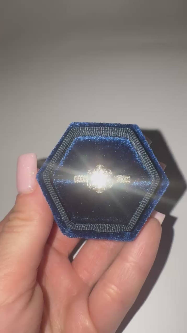 Pierścionek Astra - 2 karaty